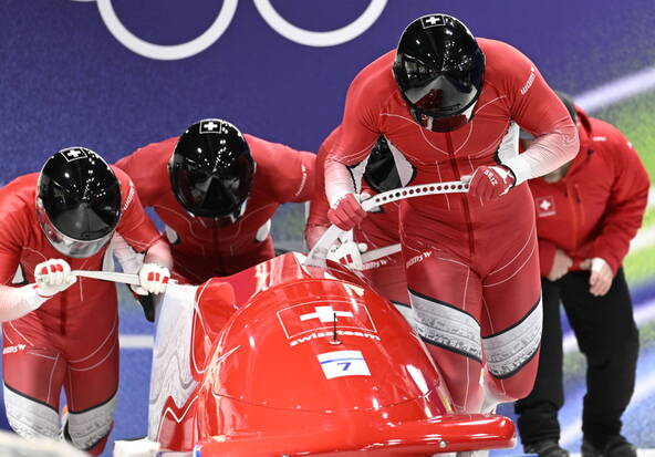 Vogt 4e après deux manches, Follador 6e