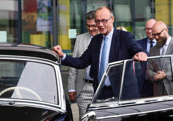 Régionale allemande: parti de Merz en tête - extrême-droite grimpe