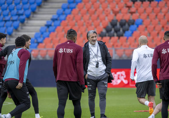 Murat Yakin aligne son onze type contre l'Allemagne