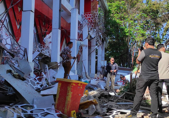 Indonésie: un mort aux Célèbes du Nord après un puissant séisme