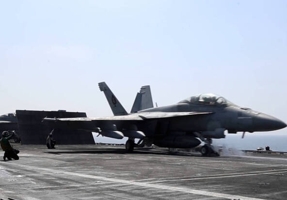 Israël ciblé par l'Iran, Trump menace les infrastructures d'Iran