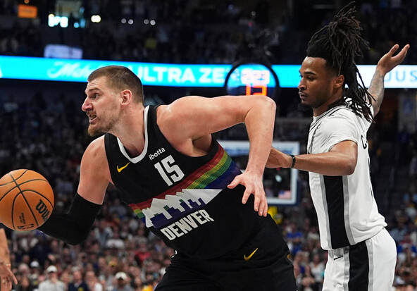 Denver met fin à la série de San Antonio