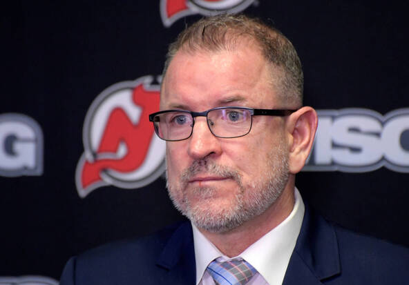 Les Devils virent leur manager général