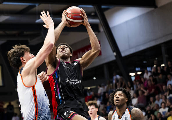 Elfic domine Genève LPLO en finale de la PBSC