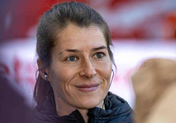 Marie-Louise Eta, première femme à entraîner en Bundesliga