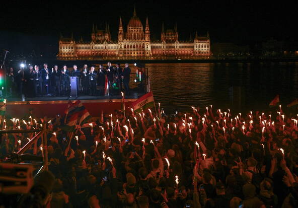 La politique suisse salue des élections démocratiques, l'UDC déçue