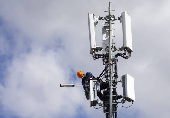 Ericsson souffre de la baisse des ventes et de coûts en hausse