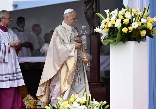 Le pape regrette que ses discours en Afrique soient mal interprétés