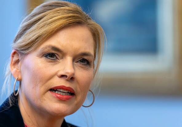 Allemagne: le compte Signal de la présidente du Bundestag piraté