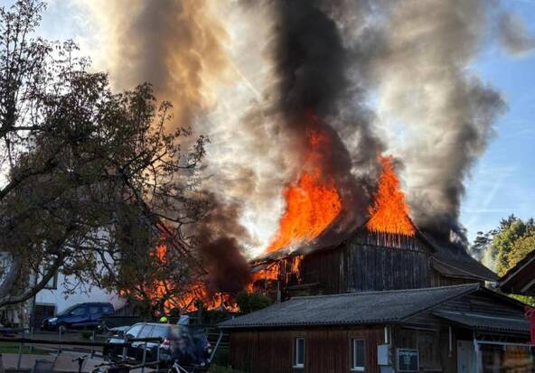 Incendie d'un centre équestre à Hombrechtikon (ZH): dix blessés