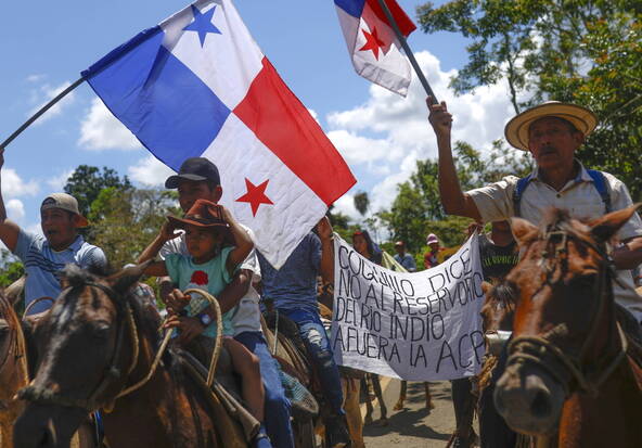 Panama: des agriculteurs manifestent contre un projet de barrage