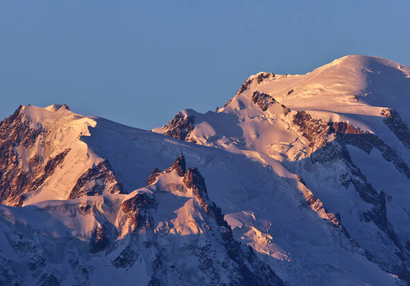 Deux Français battent le record de l'ascension du Mont Blanc