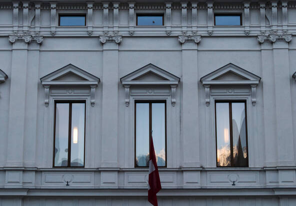 Un employé accusé d'avoir livré du matériel à la Russie