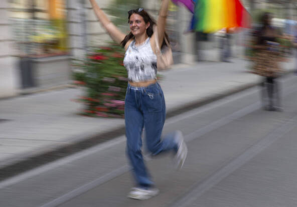 Existences queers: une campagne pour dire non aux postures réacs