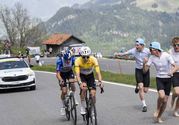 4e étape: Pogacar vainqueur en mode « maillot Jaun »