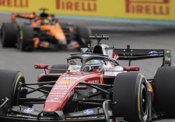 Pénalité de 20 secondes pour Leclerc, qui recule au 8e rang