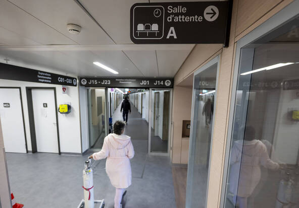 Racisme aux HUG: une haute responsable retrouvera son poste