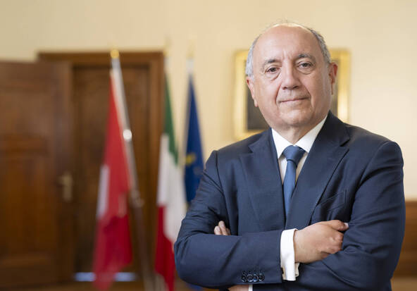 L'ambassadeur d'Italie réagit aux critiques de Cassis