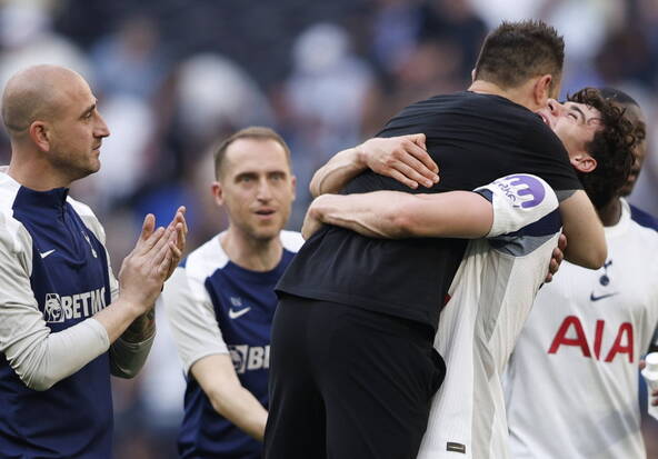 Chelsea privé d'Europe, Tottenham se maintient, West Ham chute