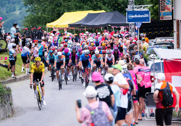 Jonas Vingegaard remporte une étape du Giro 100% tessinoise