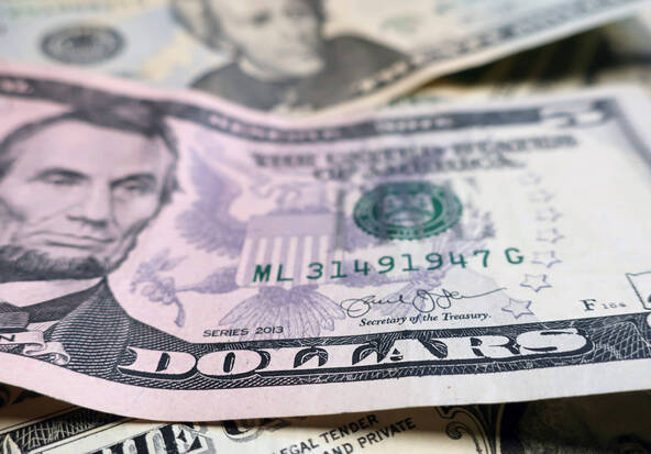 L'inflation s'accélère encore aux Etats-Unis, l'épargne fond