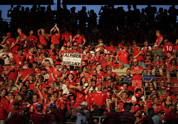 Les fans pas autorisés à apporter des bouteilles d'eau au stade