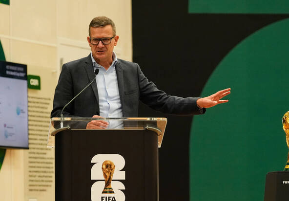 La FIFA autorise finalement les fans à apporter une bouteille d'eau