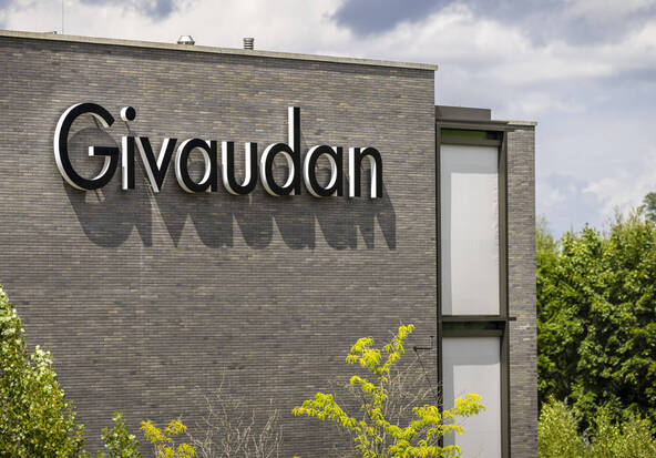 Givaudan porte plainte contre des employés pour vols de parfum