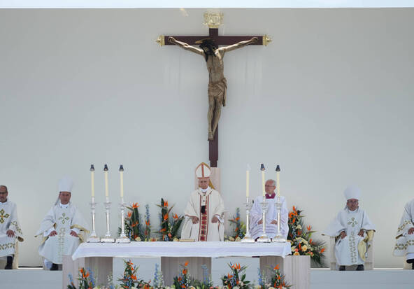 « Nous sommes tous des migrants », dit le pape en Espagne