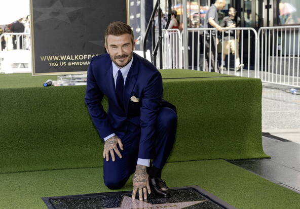 Beckham inaugure son étoile à Hollywood au début du Mondial