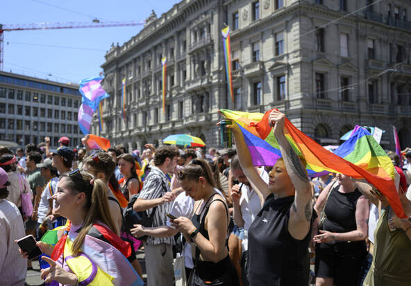 Des milliers de personnes à la Pride de Zurich