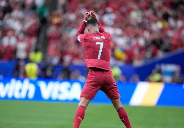 Cristiano Ronaldo premier joueur à marquer lors de six Mondiaux