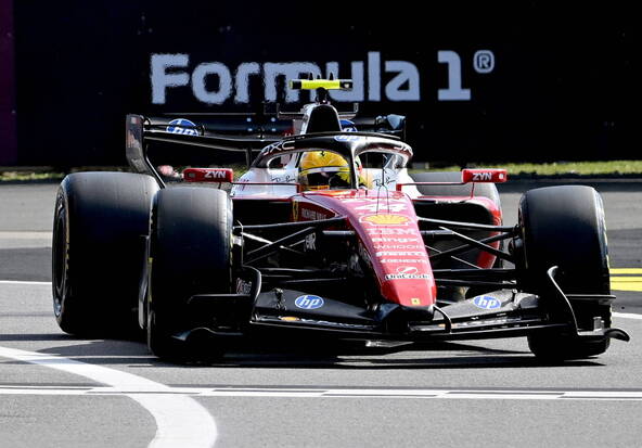 Lewis Hamilton en pôle pour le sprint devant son public