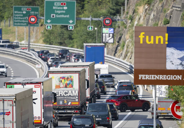 Bouchon de 10 km au tunnel du Gothard