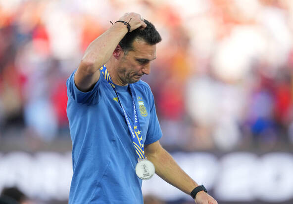 Scaloni: « Les Espagnols étaient meilleurs que nous »