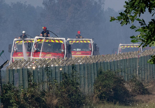 L'incendie du Var progresse à « une vitesse très importante »