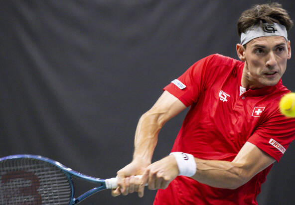 Hüsler en finale pour son tournoi d'adieux