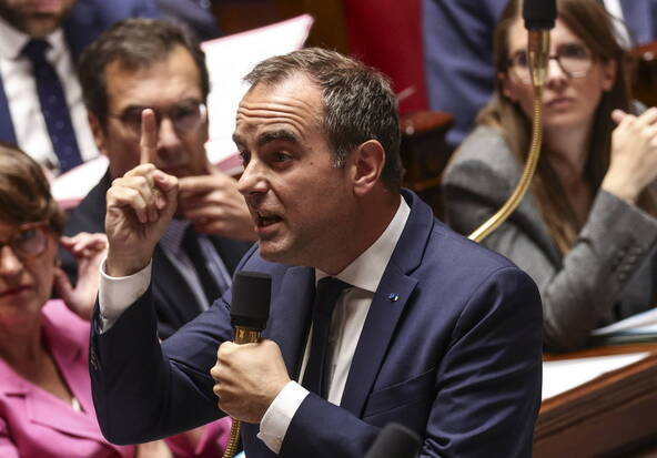 Lecornu veut plus de mesures d'adaptation au changement climatique