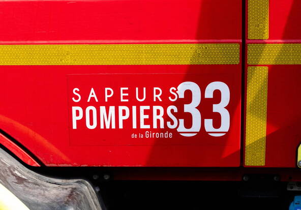 Mégafeu en Gironde: première journée « un peu optimiste »