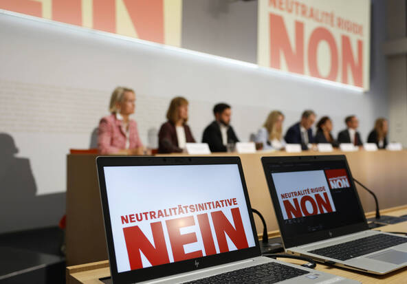 Tous les partis sauf l'UDC rejettent l'initiative sur la neutralité