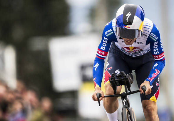 Primoz Roglic au départ de la Vuelta malgré son récent accident