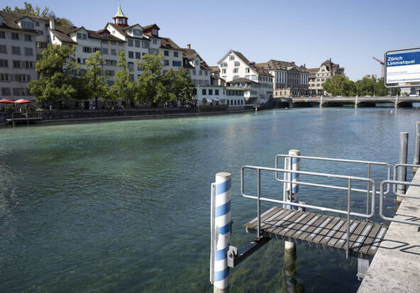 Les eaux du lac de Zurich au plus bas depuis 1952, trafic entravé