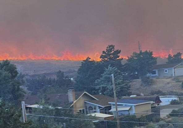 Plus de 40'000 évacués face à un feu de forêt dans le Nevada