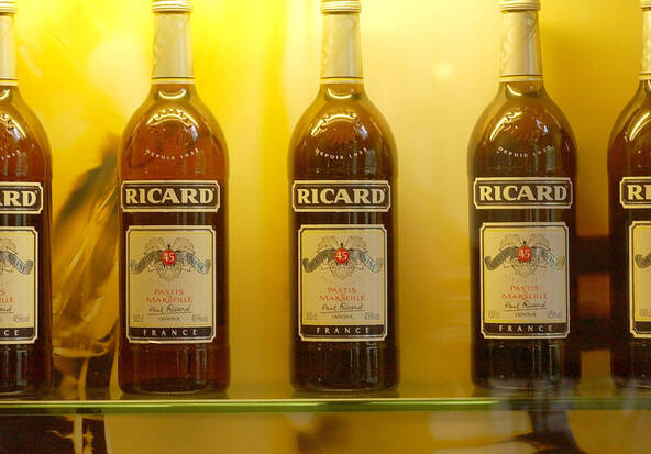 Pernod Ricard: bénéfice annuel plombé par l'Amérique et la Chine
