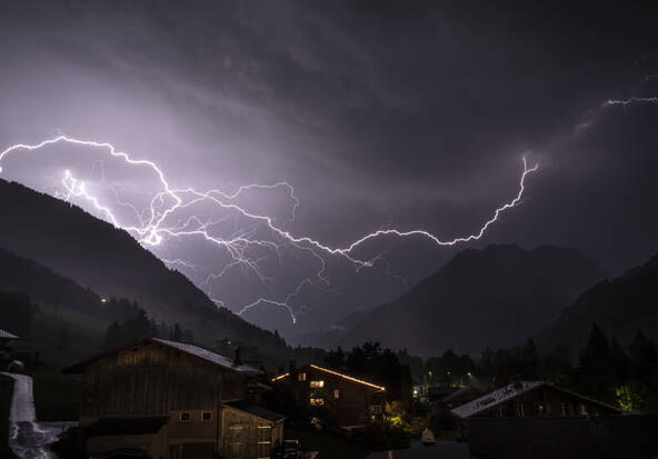 MétéoSuisse utilise l'IA pour des alertes d'orages plus précises