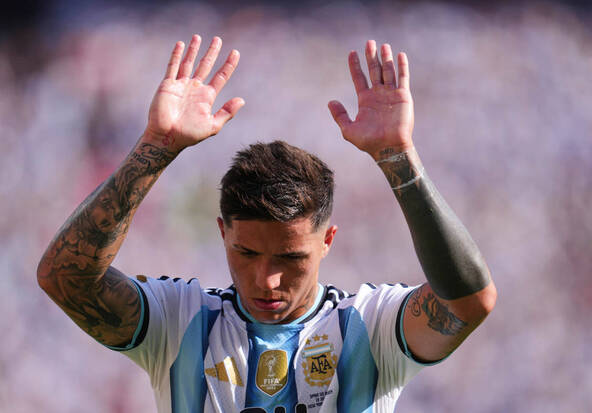 Enzo Fernandez rejoint Manchester City, record anglais égalé