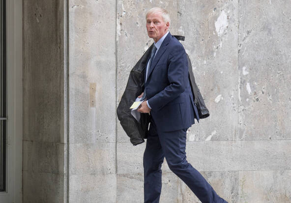 Tessin: Claudio Zali ne quitte pas immédiatement le Conseil d'Etat