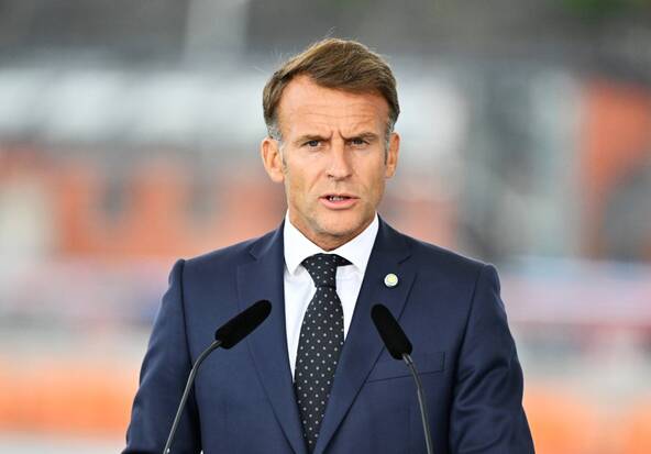 Macron à Londres pour voir la tapisserie de Bayeux
