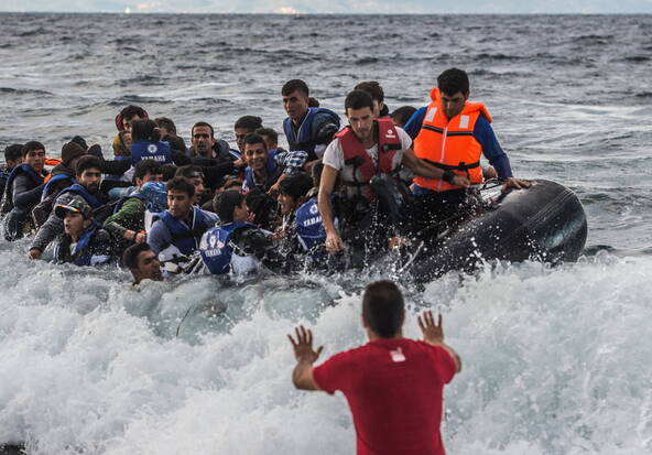 Migrants: cinq pays européens veulent un centre de retours