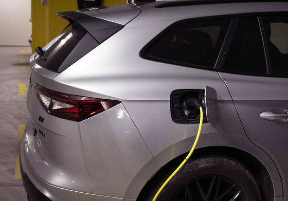 Automobile: l'électrique toujours plus avantageux que le thermique